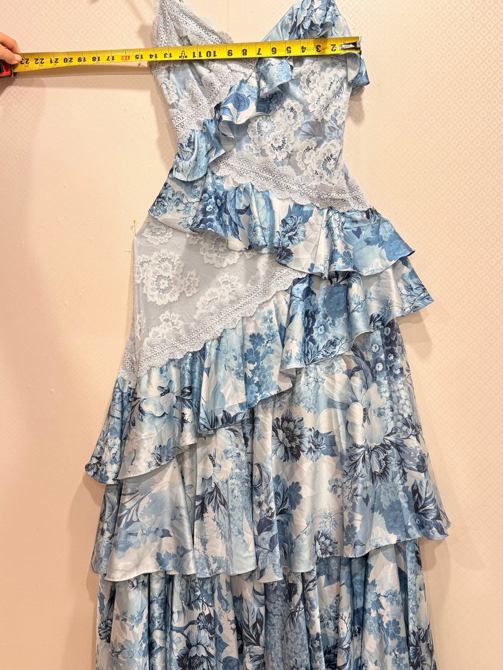 BHLDN Elora Sleeveless V-Neck Ruffle Lace Maxi Dress Size US 2 - Picture 2 of 16